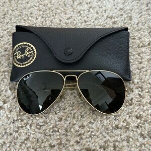 Ray Ban Polarized Aviator Sunglasses w/ case